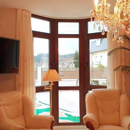Casa Victoria Garden Con Jacuzzi Y Piscina Vakantiehuis Caldas De Reis