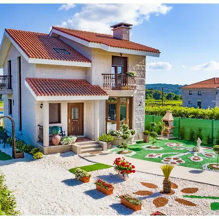 Casa Victoria Garden Con Jacuzzi Y Piscina Caldas De Reis