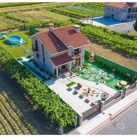 Casa Victoria Garden Con Jacuzzi Y Piscina Caldas De Reis