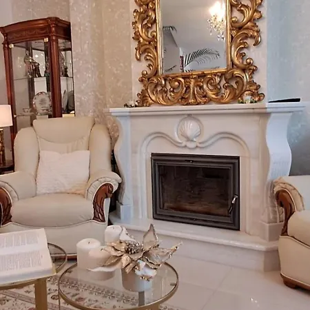 Casa Victoria Garden Con Jacuzzi Y Piscina Hébergement de vacances Caldas De Reis