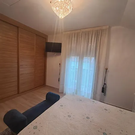 Casa Victoria Garden Con Jacuzzi Y Piscina Prázdninový dům