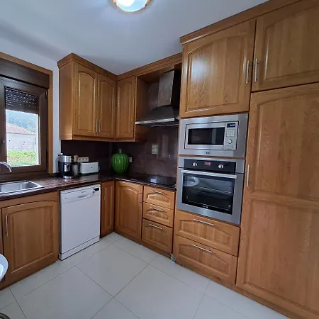 Casa Victoria Garden Con Jacuzzi Y Piscina * Caldas De Reis